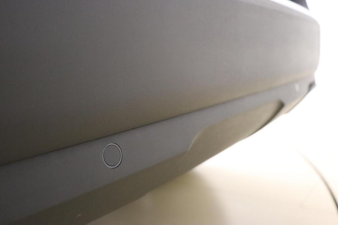 Peugeot 5008 1.2T 130pk Allure Pack Business | Navigatie | Climate & Cruise Control | 3D Cockpit | Achteruitrijd Camera | 7-Persoons |