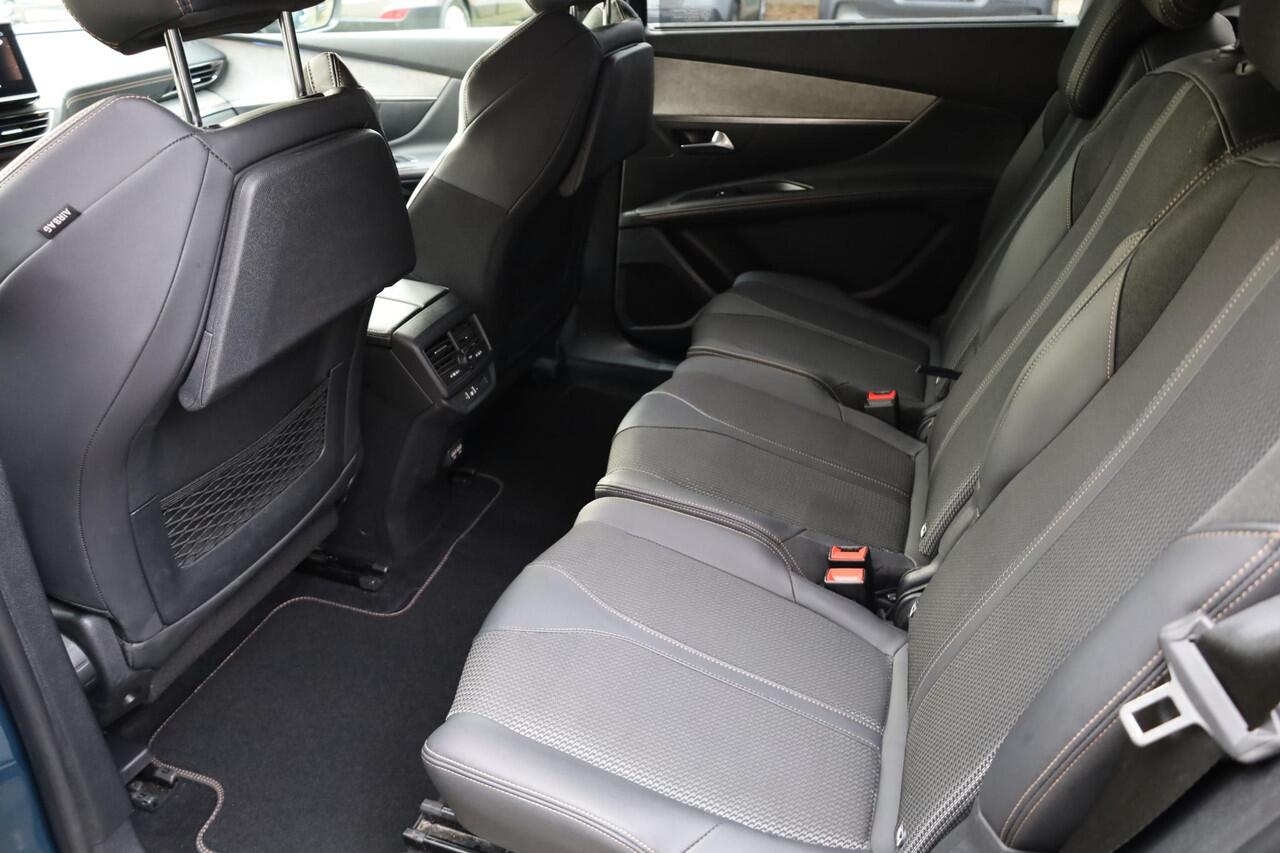 Peugeot 5008 1.2 PureTech GT 7-ZITTER! HALF-LEER CARPLAY 360-CAMERA STOELVERW. VIRTUAL-COCKPIT DEALERONDERH. SPORTSTUUR/STOELEN STUURFLIPPERS DAB CRUISE CLIMA NAVI 2XPDC 18''LMV