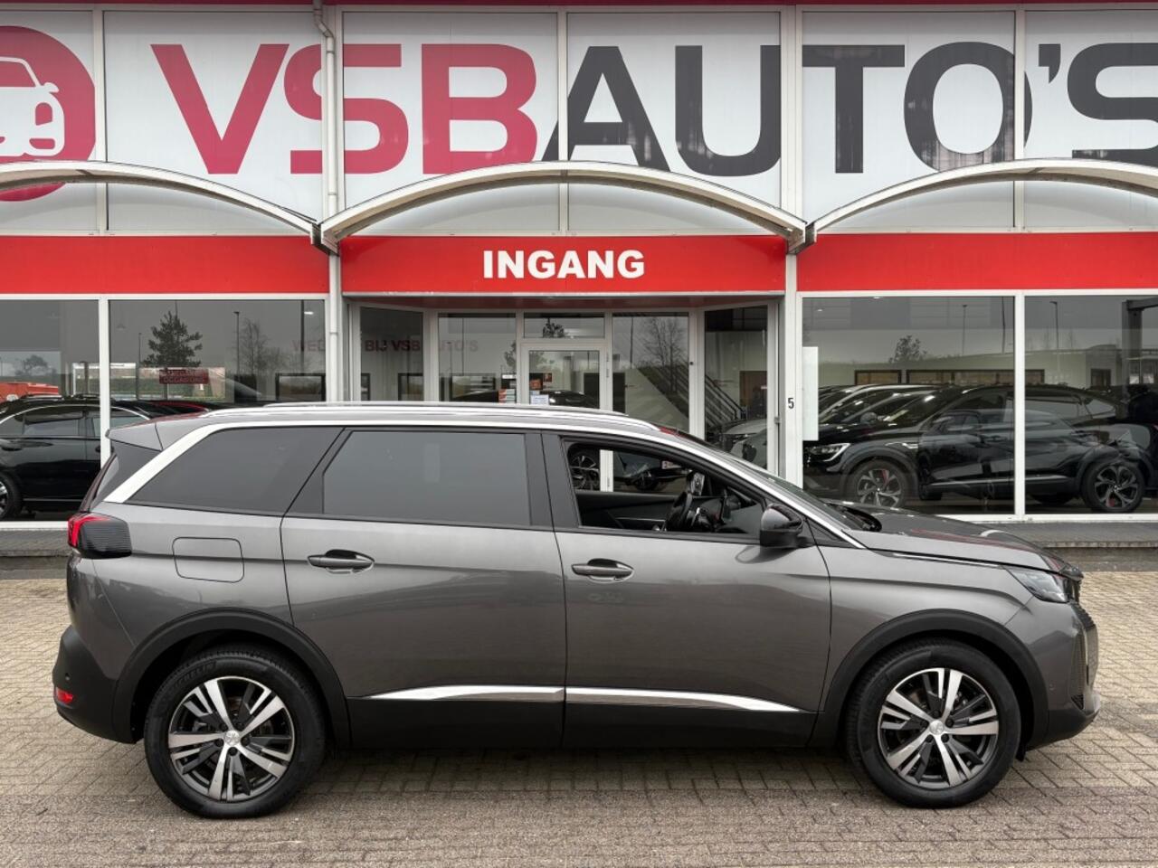 Peugeot 5008 1.2 PURETECH 130PK AUT. ALLURE 7-PRS NAVI CAMERA CARPLAY AIRCO LMV PDC