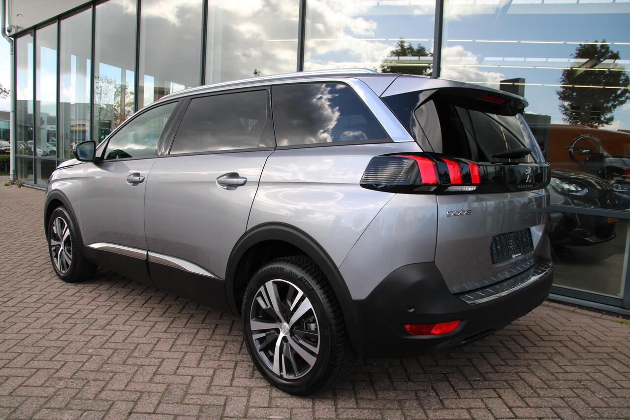 Peugeot 5008 1.2 PureTech 130pk Allure Pack Automaat 7-zits Navi Carplay Camera PDC V+A