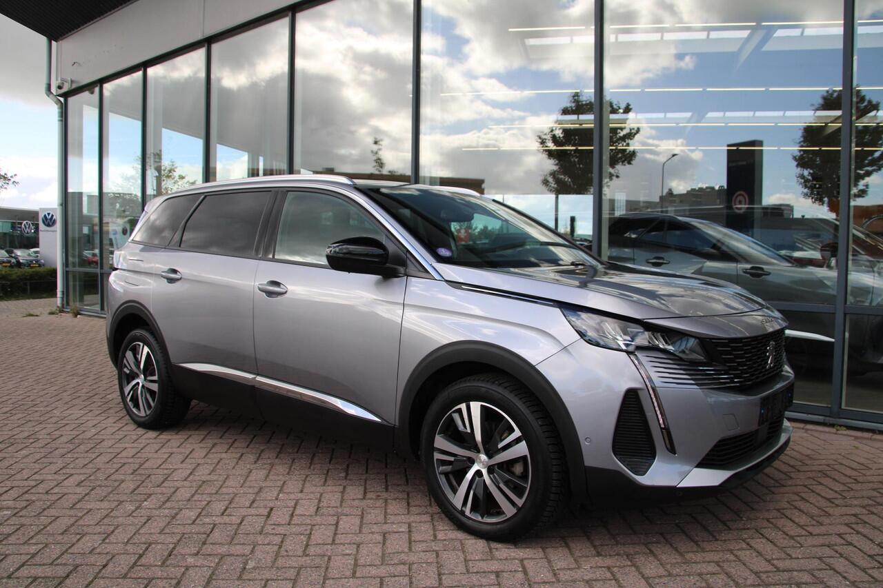 Peugeot 5008 1.2 PureTech 130pk Allure Pack Automaat 7-zits Navi Carplay Camera PDC V+A