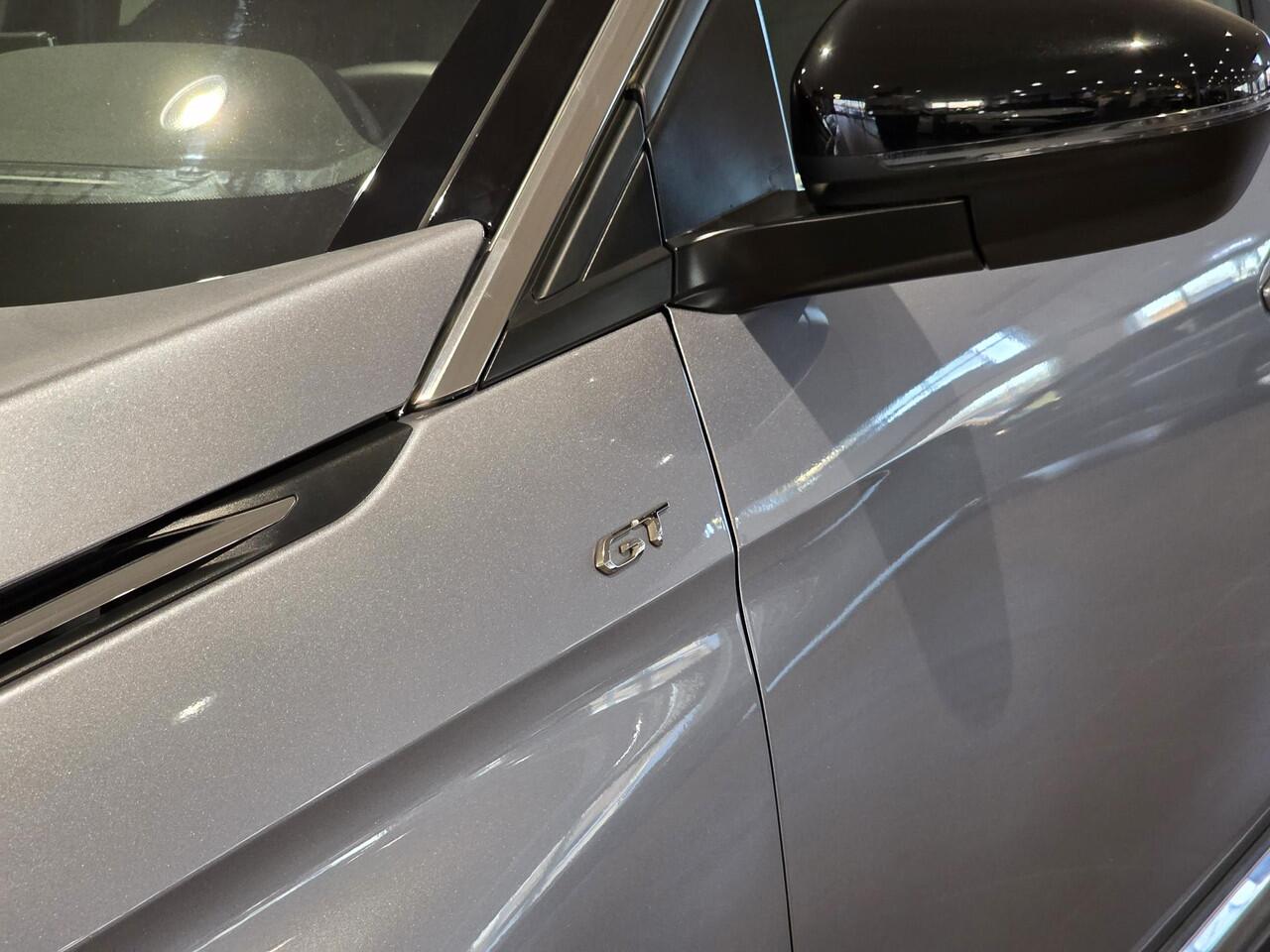 Peugeot 5008 GT 1.2 Turbo 130pk EAT8 | ADAPTIVE CRUISE | TWO-TONE! | HANDSFREE A.KLEP | 180° CAMERA | i-COCKPIT® | 7-ZITS | NAVI | ISOFIX |