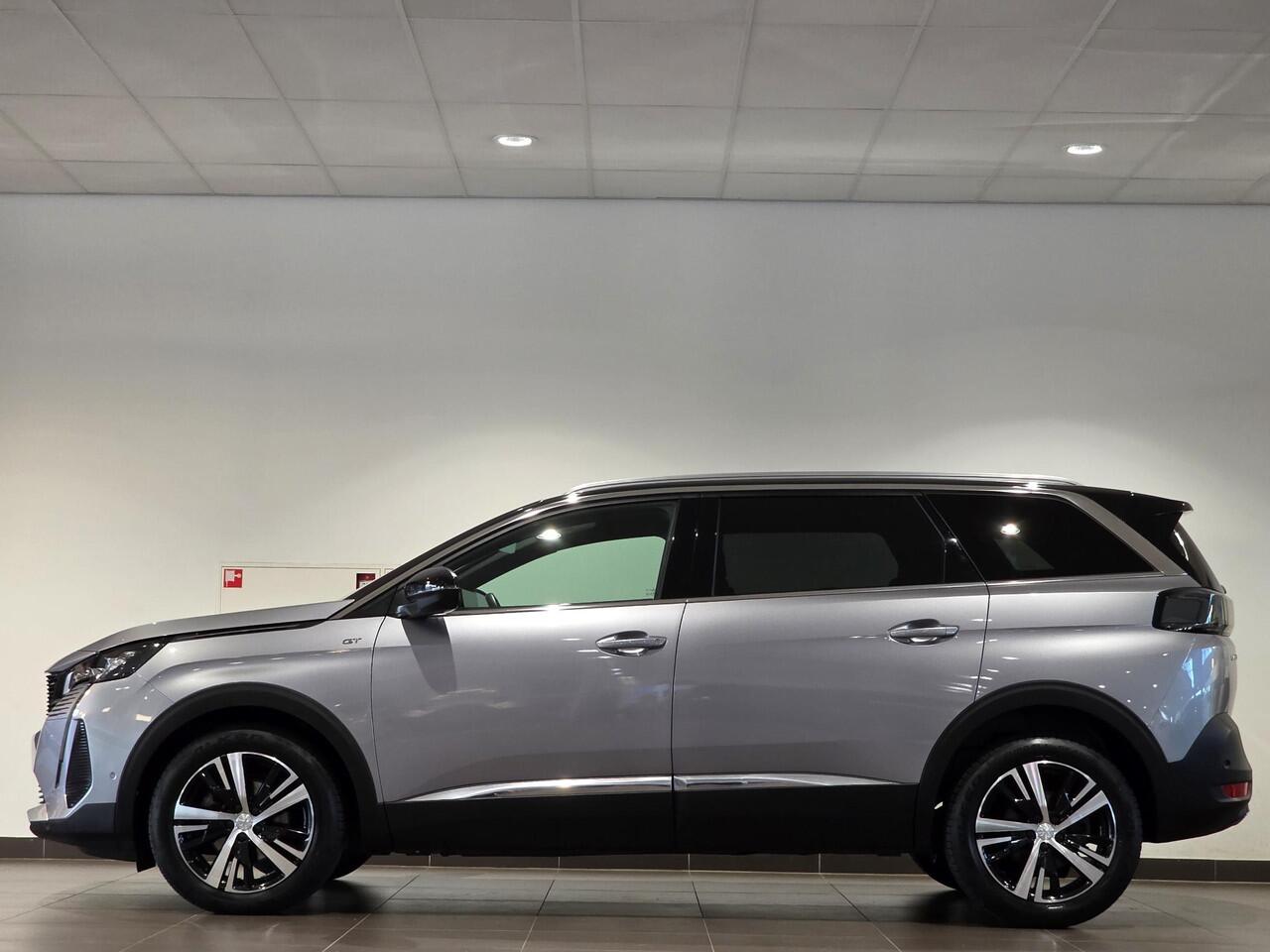 Peugeot 5008 GT 1.2 Turbo 130pk EAT8 | ADAPTIVE CRUISE | TWO-TONE! | HANDSFREE A.KLEP | 180° CAMERA | i-COCKPIT® | 7-ZITS | NAVI | ISOFIX |