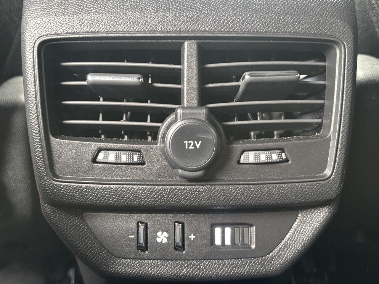 Peugeot 5008 Active Pack Business 1.2 Hybrid 145pk e-DSC6 | NAVI | CAMERA | STOELVERW. | CLIMA | CRUISE CONTROL | UNIEK LAGE KM-STAND! |