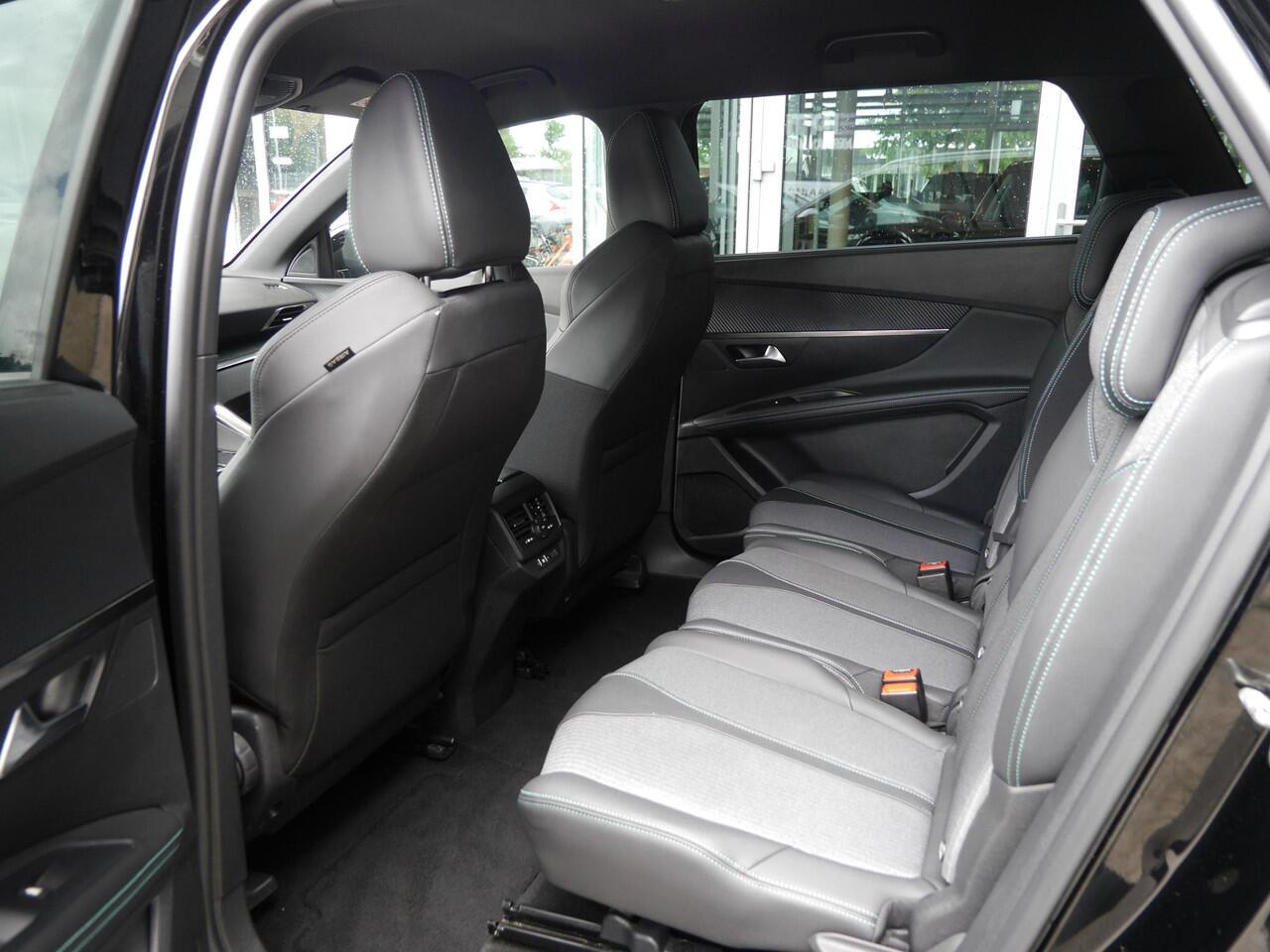 Peugeot 5008 1.2 130pk EAT8 PureTech Allure Pack Business | 18inch velgen | Elektrische achterklep | Navigatie | Adaptieve Cruise control | Full Led