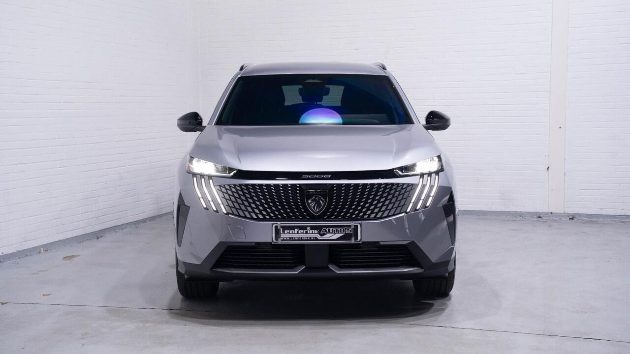 Peugeot 5008 1.2 PureTech Allure Apple/Android Carplay, 7-Zits, Adaptive Cruise Control, 360 Camera