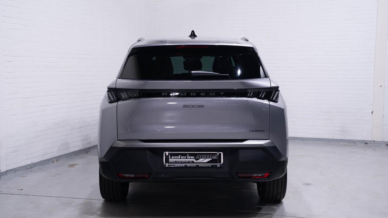 Peugeot 5008 1.2 PureTech Allure Apple/Android Carplay, 7-Zits, Adaptive Cruise Control, 360 Camera