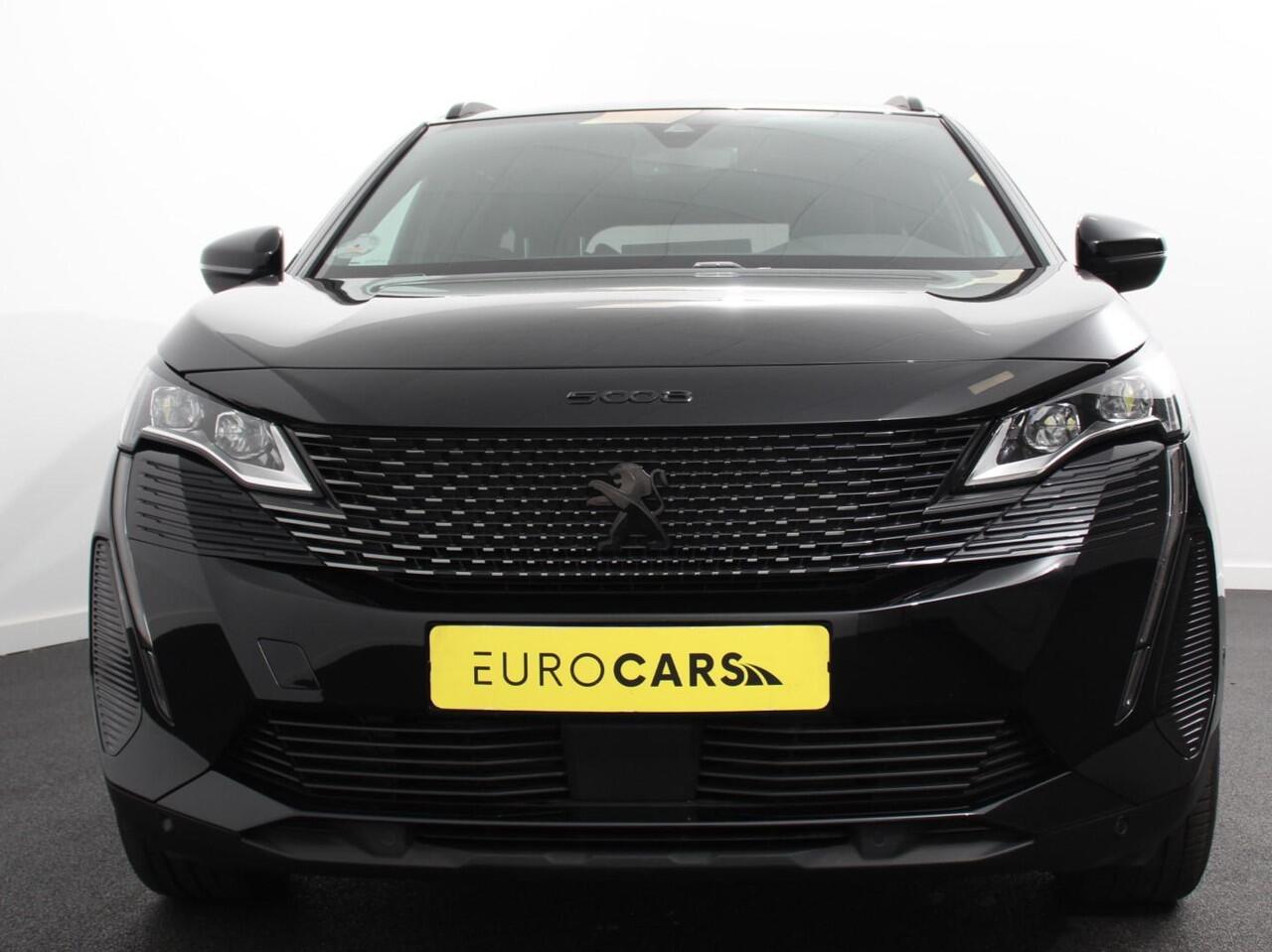 Peugeot 5008 1.2 PureTech Automaat GT Black Pack | DEMO ! | 7p | Climate control | Adaptive Cruise Control | Achteruitrij Camera | Verwarmde voorstoelen | Keyless | Navigatie | LED | Apple Carplay/ Android Auto