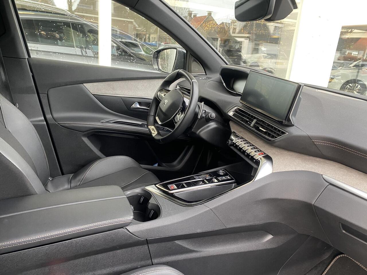 Peugeot 5008 1.2 Hybrid 136 GT | Automaat | Apple carplay | Navigatiesysteem | Achteruitrijcamera | parkeersensoren voor en achter