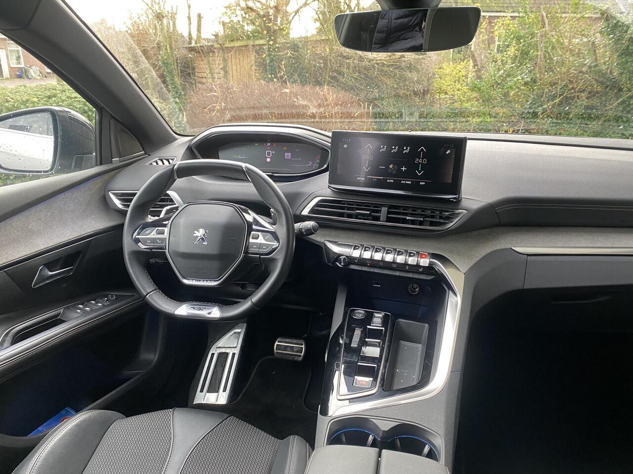 Peugeot 5008 1.2 Hybrid 136 GT | Automaat | Apple carplay | Navigatiesysteem | Achteruitrijcamera | parkeersensoren voor en achter