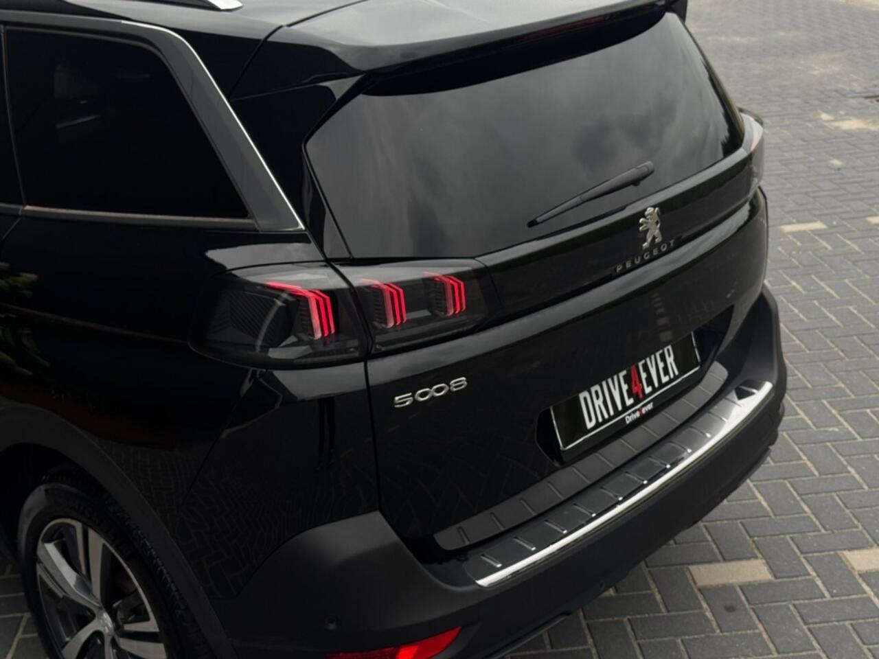 Peugeot 5008 1.2 Hyb. 136 Allure 7p GARANTIE ACC ECC 360 CAMERA NAVI PDC