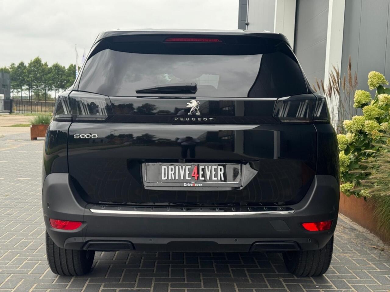 Peugeot 5008 1.2 Hyb. 136 Allure 7p GARANTIE ACC ECC 360 CAMERA NAVI PDC