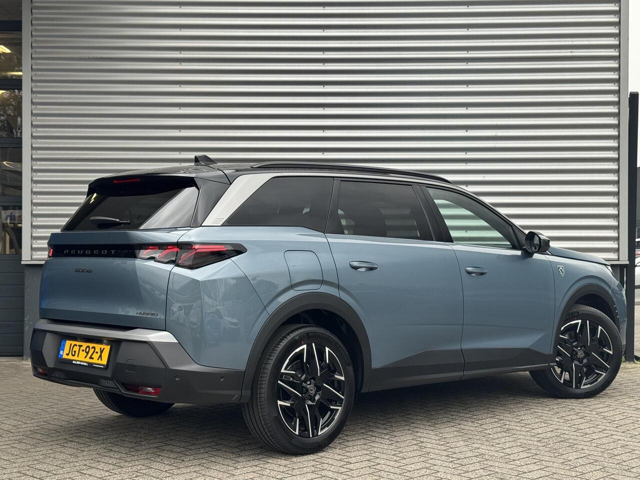 Peugeot 5008 GT 1.2 Hybrid 145pk