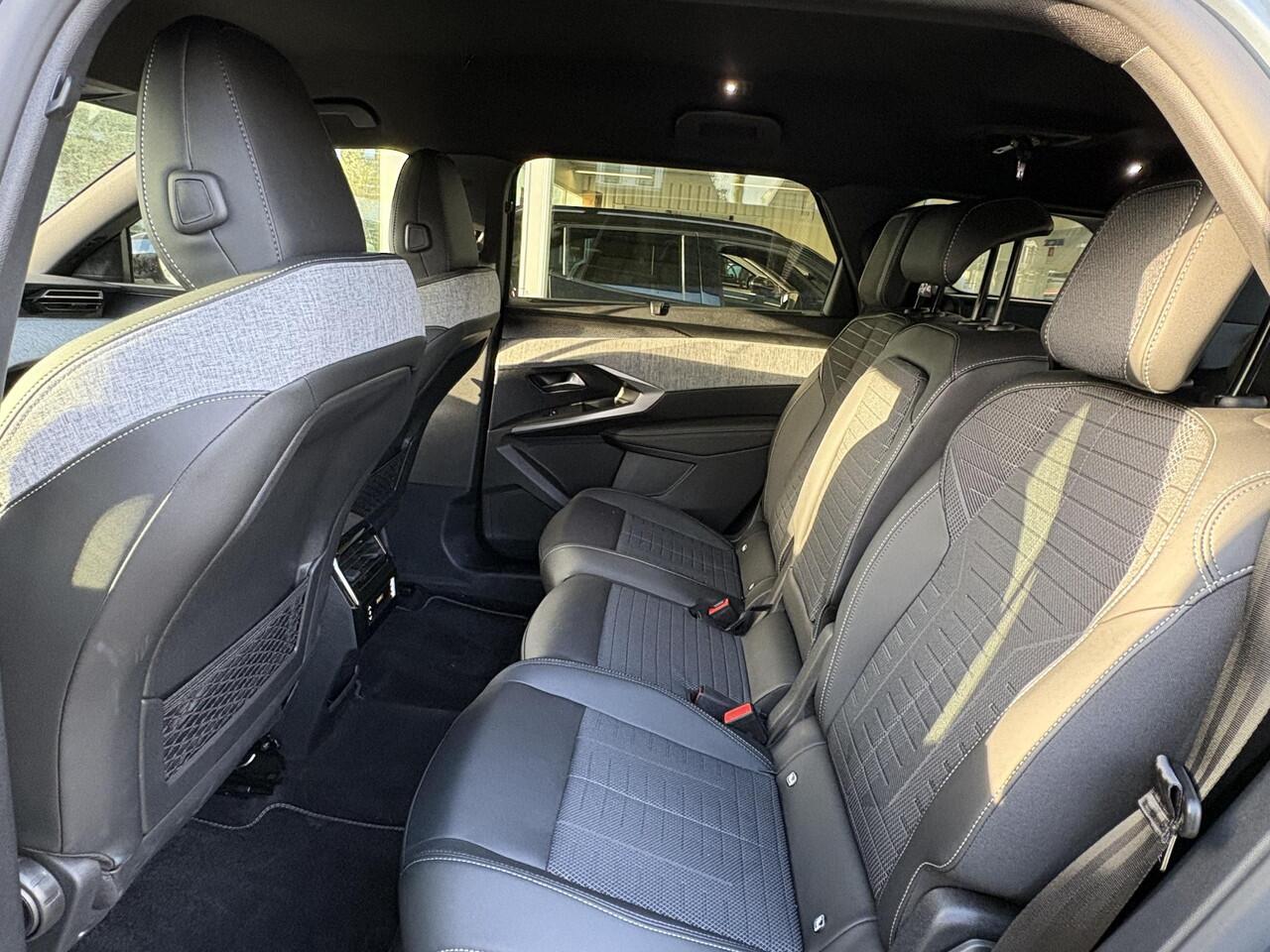 Peugeot 5008 1.2 Hybrid 145 GT | 7 Persoons | Elektr. achterklep | Adaptieve Cruise Control | Stoel- & stuurverwarming | Achteruitrijcamera | Keyless Entry