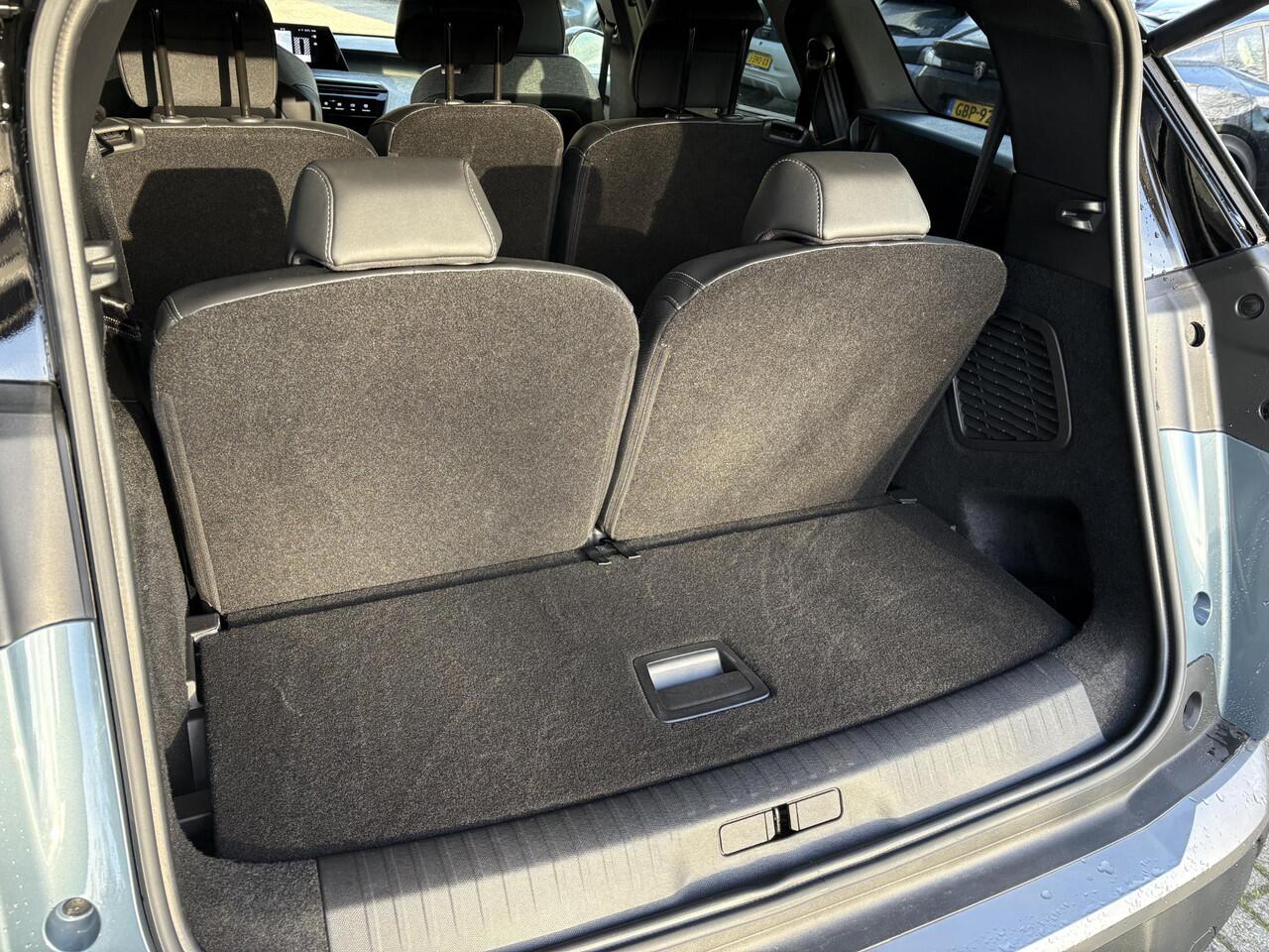 Peugeot 5008 1.2 Hybrid 145 GT | 7 Persoons | Adaptieve Cruise Control | Elektr. achterklep | Stoel- & stuurverwarming | Achteruitrijcamera | Navigatie