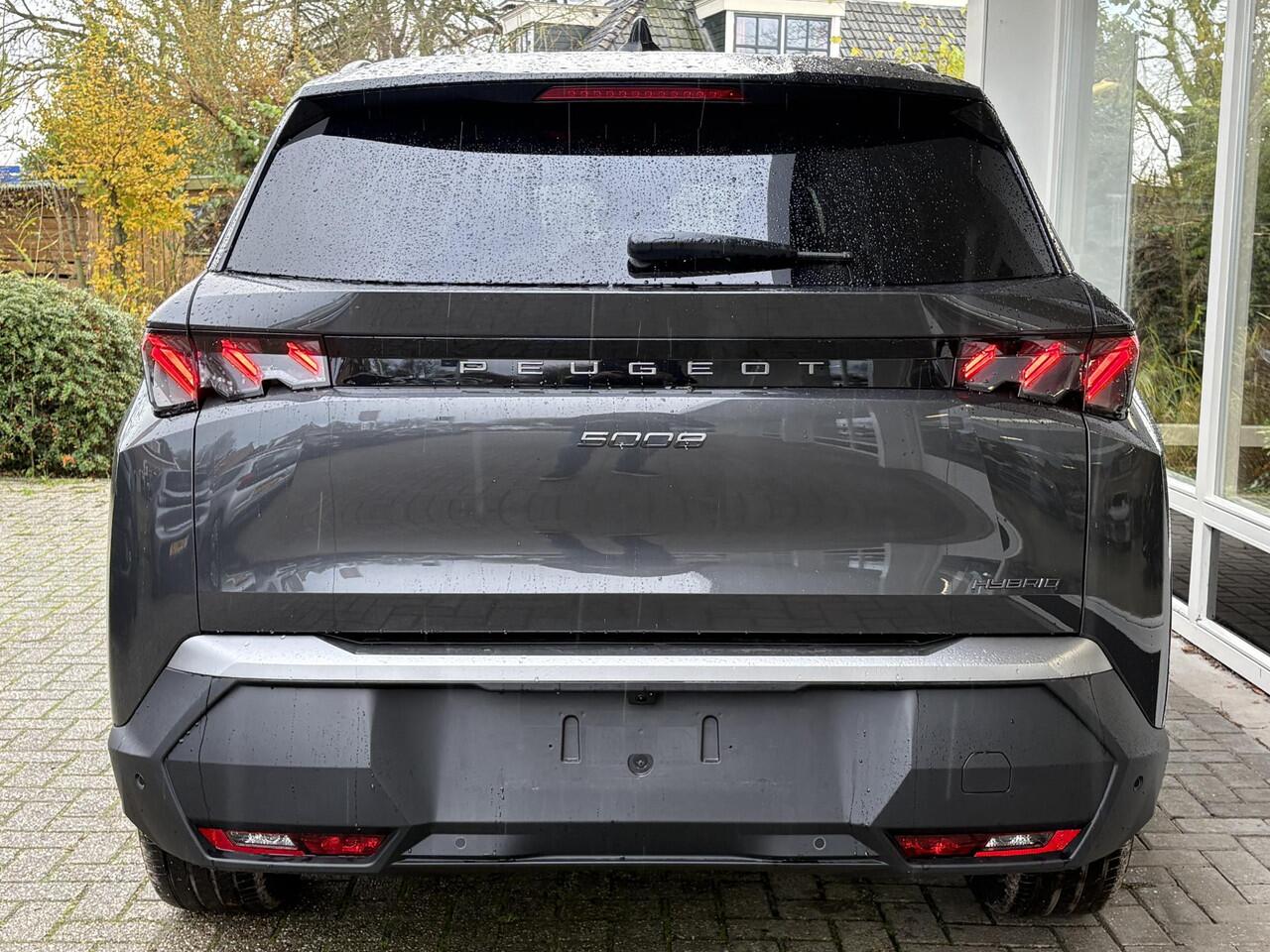 Peugeot 5008 1.2 Hybrid 145 GT | 7 Persoons | Adaptieve Cruise Control | Elektr. achterklep | Stoel- & stuurverwarming | Achteruitrijcamera | Navigatie