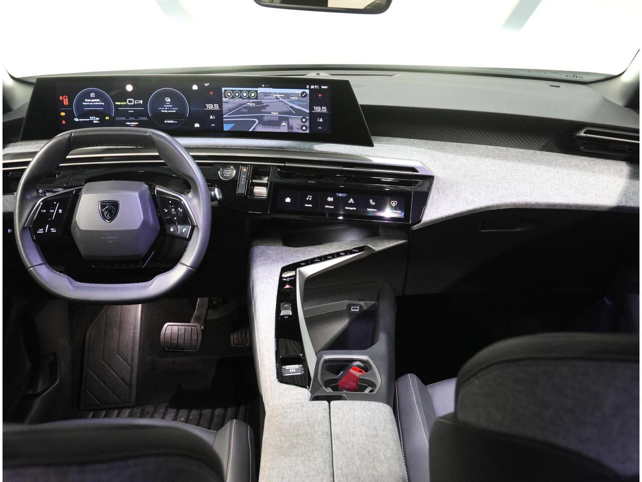 Peugeot 5008 e-5008 Allure Avantage 73 kWh 210PK | 1ste eigenaar | ACCURAPPORT | AUTOMAAT | AppleCarPlay/AndroidAuto | Adaptive Cruise Control | 360'Camera | Navigatie | Virt.Cockpit | Keyless | Isofix | Privacy Glass | Parkeersensoren |