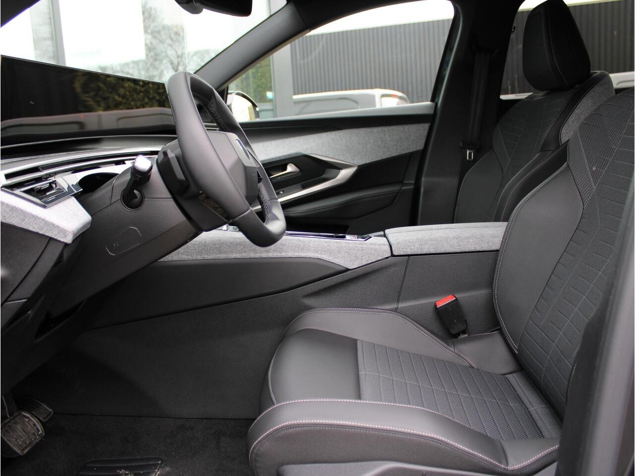 Peugeot 5008 1.2 Hybrid 145 Allure VOORRAAD KORTING