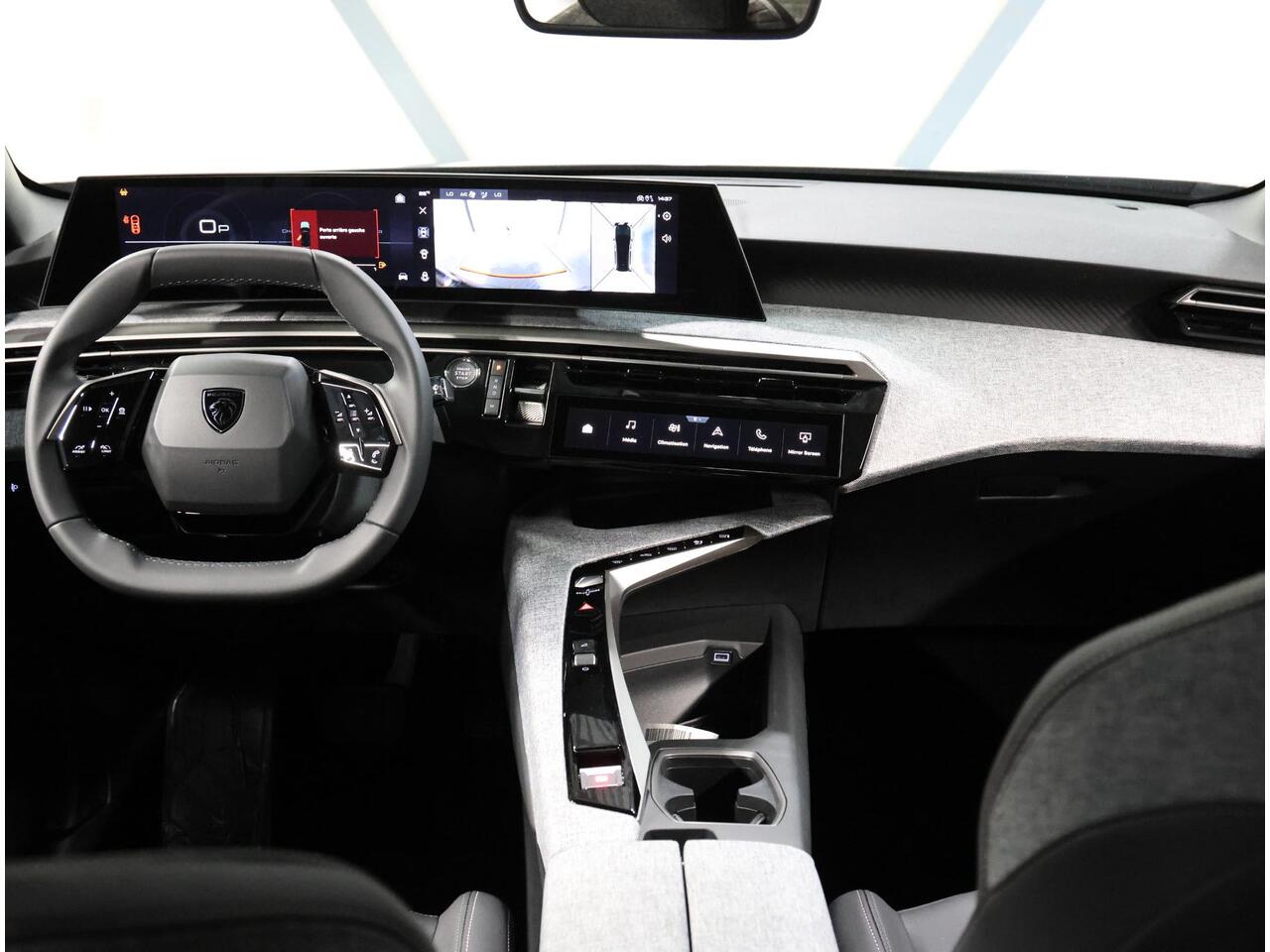 Peugeot 5008 1.2 Hybrid 145PK Allure | 360 Camera | Adaptive CruiseControl | Navigatie | ClimateControl | AppleCarPlay/AndroidAuto |