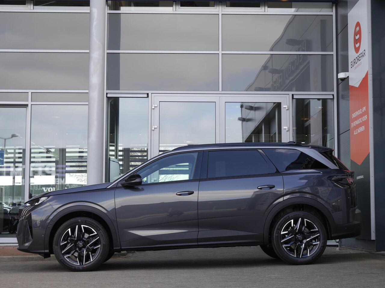 Peugeot 5008 1.2 Hybrid 136 Allure | Nieuwe auto | 7 zits | Rondom camera | Draadloze telefoonoplader | Stoel en stuurverwarming | Draadloze apple carplay & android auto | Led verlichting | Adaptive cruise control