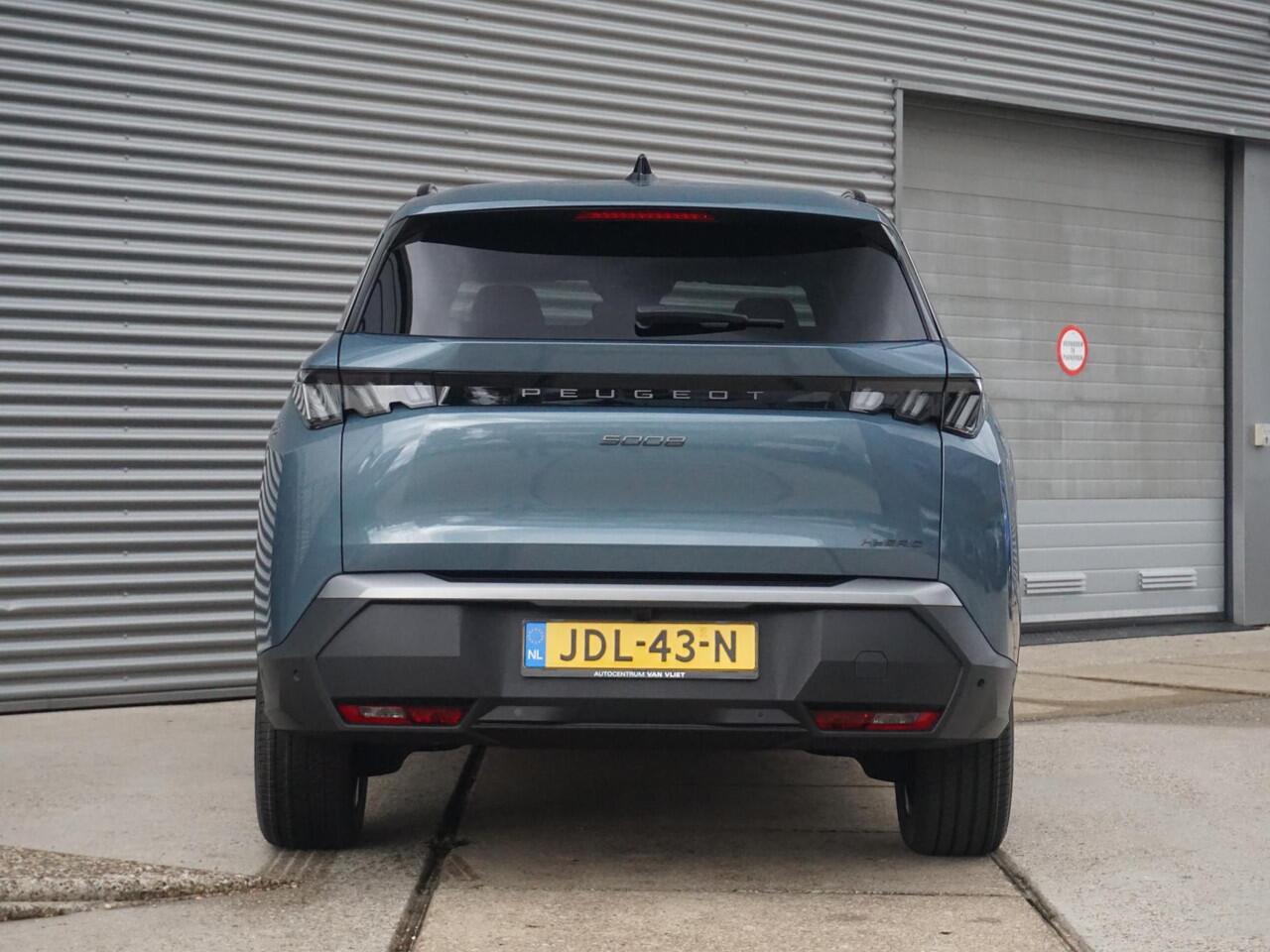 Peugeot 5008 1.2 Hybrid 145 Allure