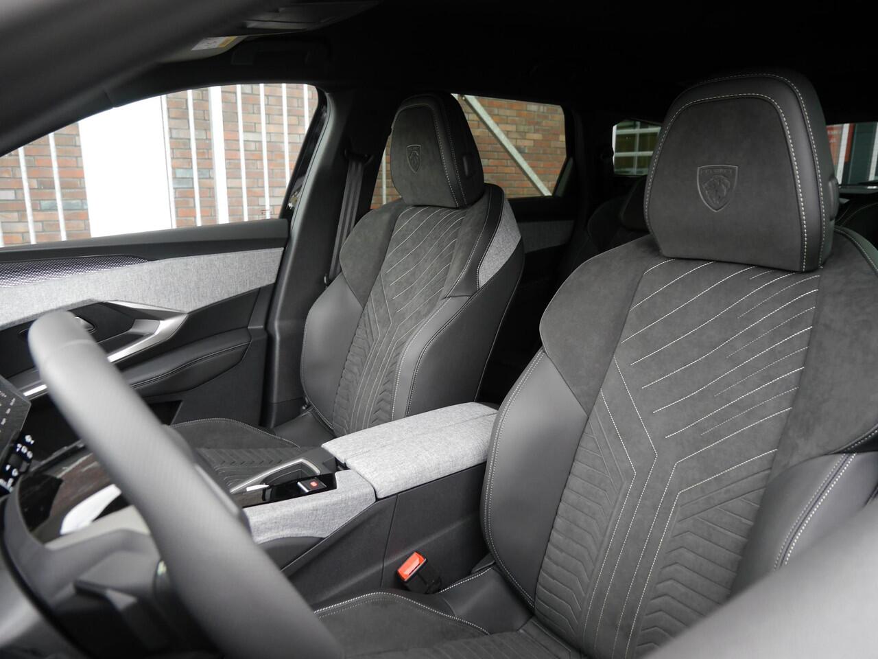 Peugeot 5008 e-5008 GT Avantage 73 kWh | Demo | Rondom camera | Adaptive cruise control | Lichtmetalen velgen | Alcantara bekleding | 7 zits | Led | Keyless entry en start