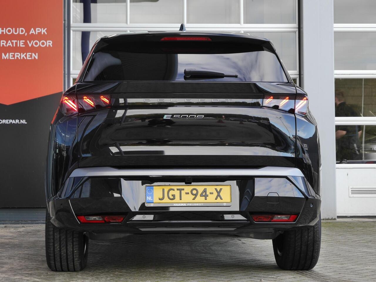 Peugeot 5008 e-5008 GT Avantage 73 kWh | Demo | Rondom camera | Adaptive cruise control | Lichtmetalen velgen | Alcantara bekleding | 7 zits | Led | Keyless entry en start