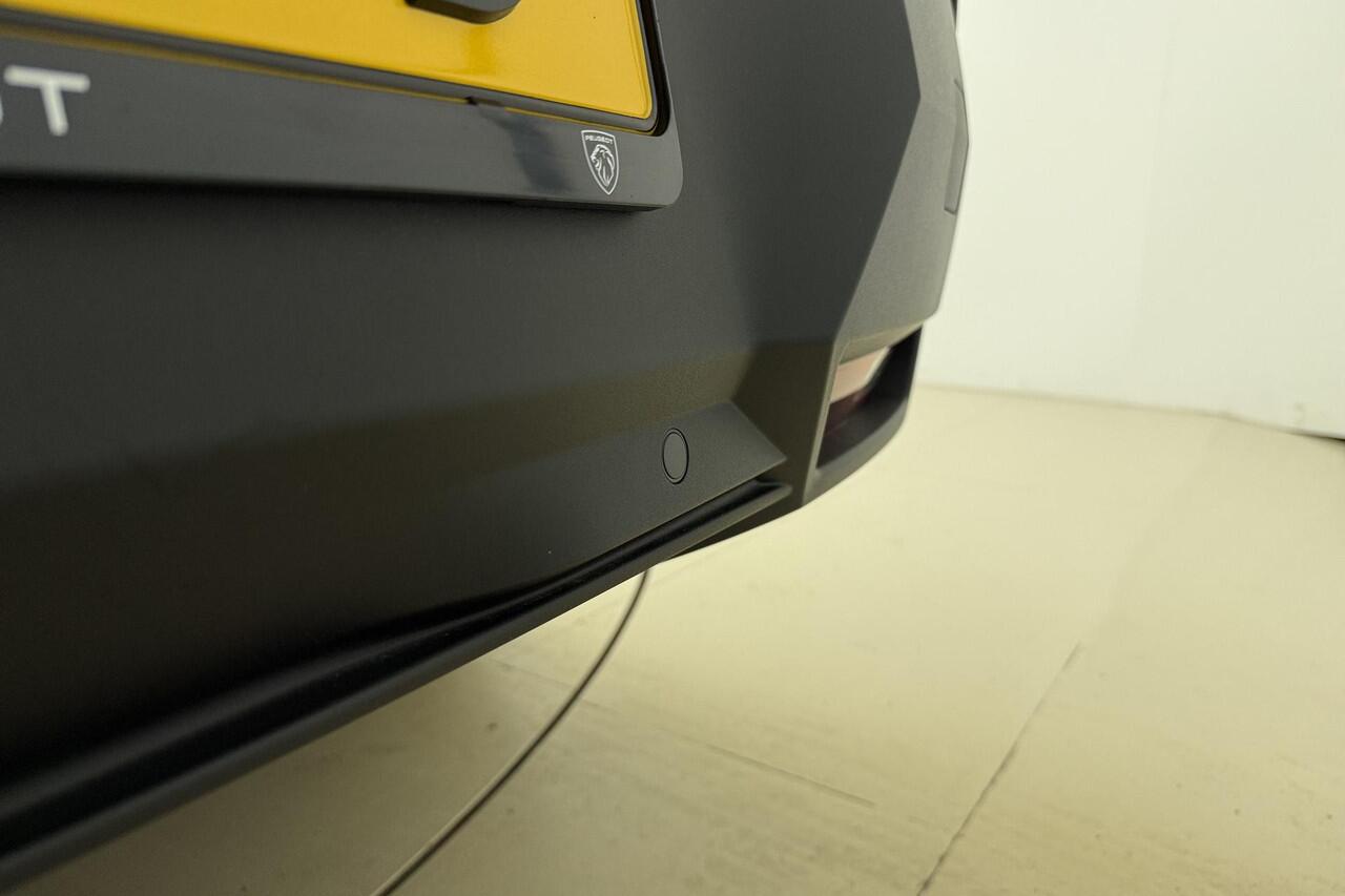 Peugeot 5008 1.2 Hybrid 145 GT | Stoel- & stuurverwarming | Achteruitrijcamera | Elektr. achterklep | Navigatie | Keyless Entry | Adaptieve Cruise Control