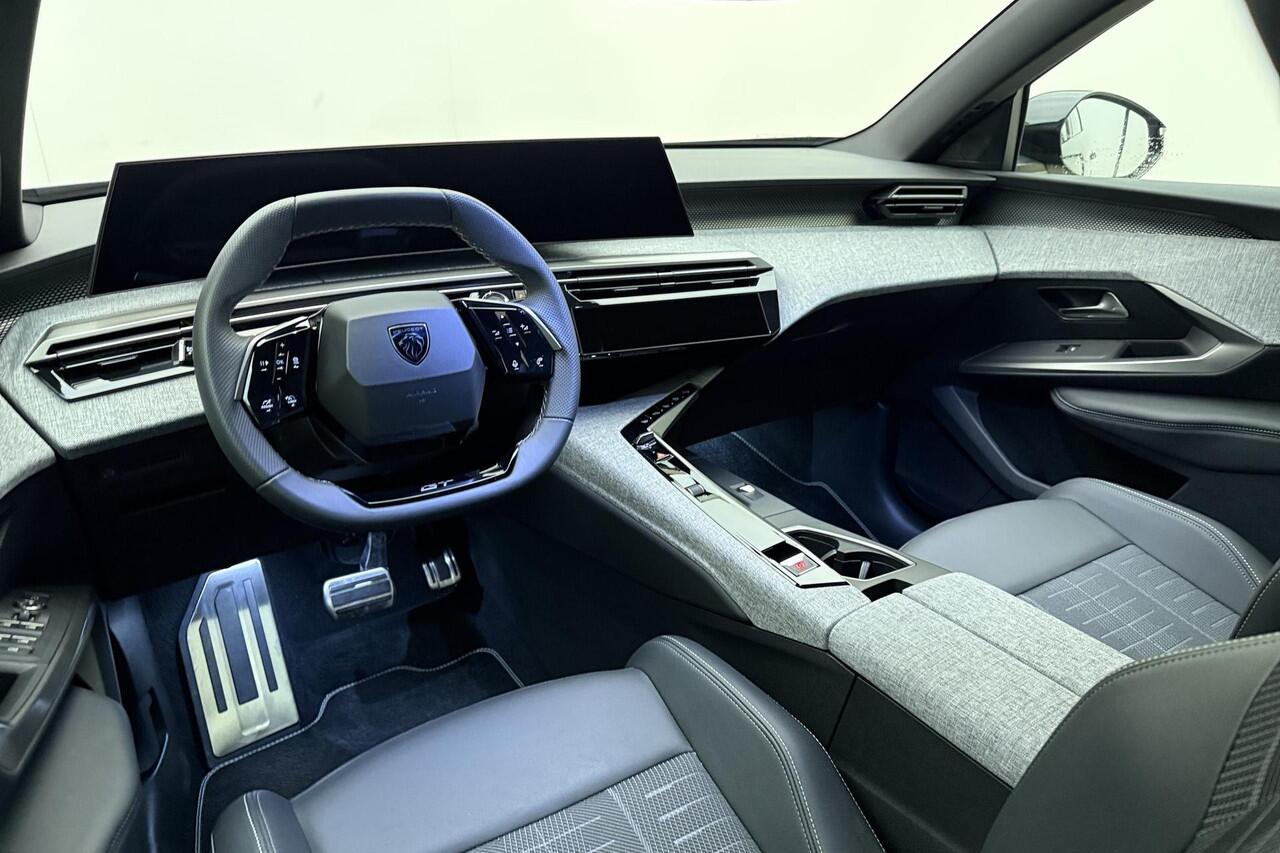Peugeot 5008 1.2 Hybrid 145 GT | Elektr. achterklep | 7 persoons | Achteruitrijcamera | Navigatie | Keyless Entry | Adaptieve Cruise Control