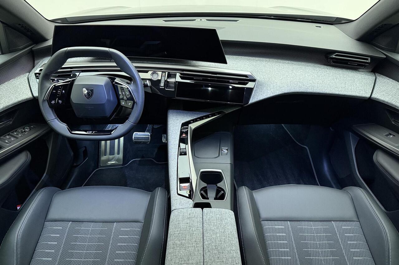 Peugeot 5008 1.2 Hybrid 145 GT | Elektr. achterklep | 7 persoons | Achteruitrijcamera | Navigatie | Keyless Entry | Adaptieve Cruise Control