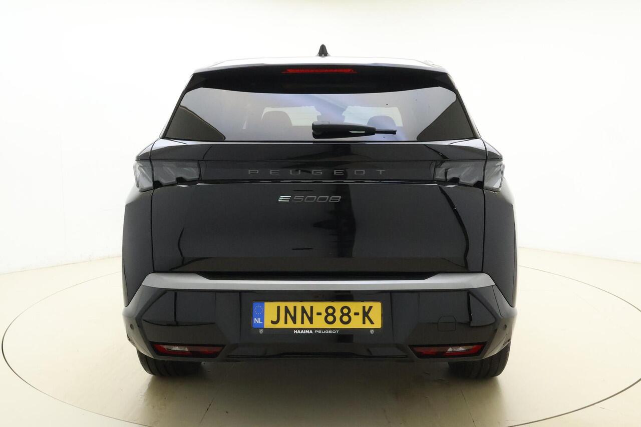 Peugeot 5008 e-5008 GT Avantage 73 kWh 100% Elektrisch | Panoramisch schuifdak Pack | 360 vision & Drive Assist Plus Pack (GT) | Warmtepomp | Mistral Executive Interior (GT) | Demo