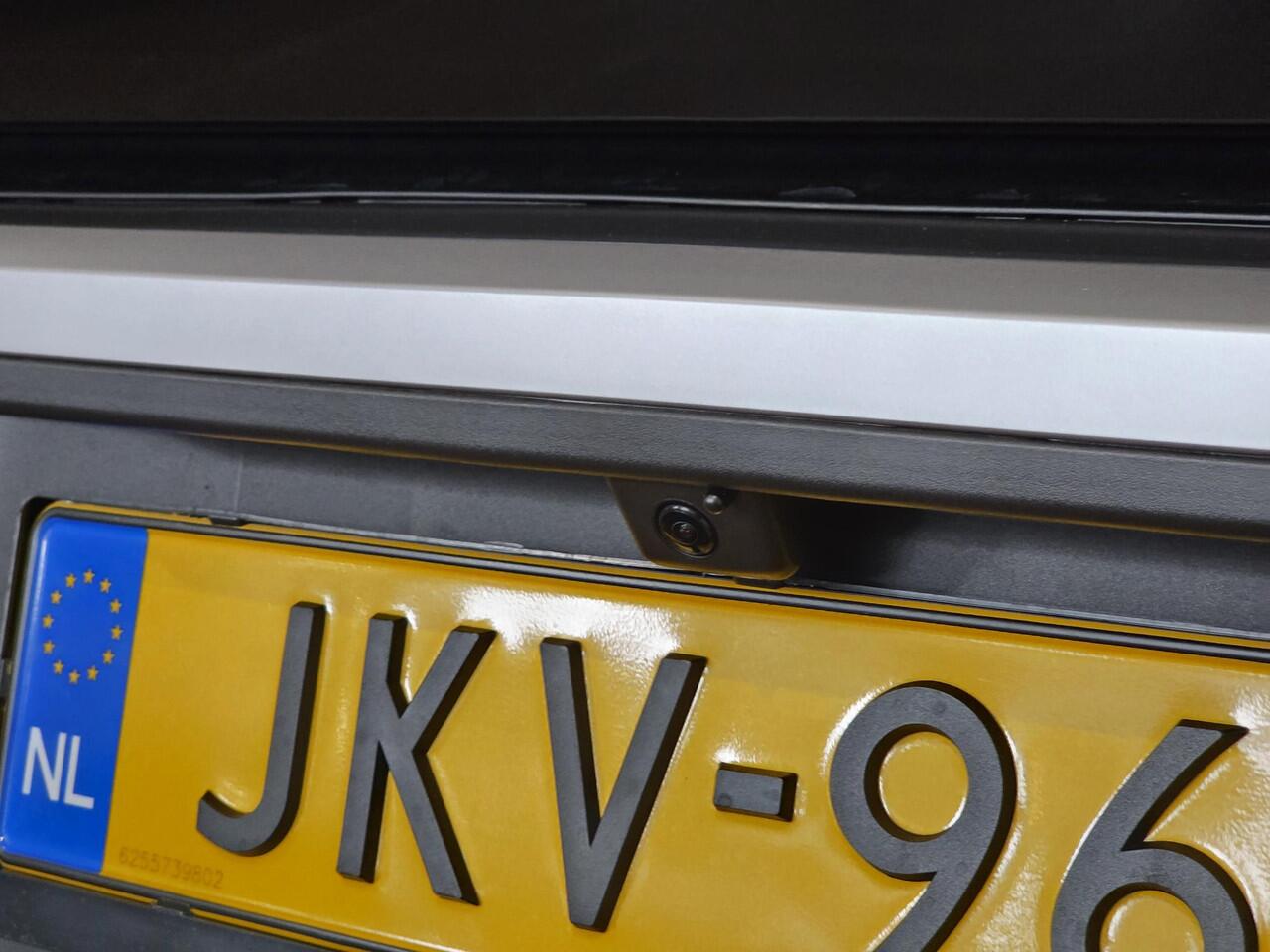 Peugeot 5008 GT 1.6 HYbrid PHEV 225pk e-DCS7 | PANODAK | PANORAMIC NAVIGATION | 7-ZITS | STOEL- EN STUURVERW. | KEYLESS | ISOFIX | ADAPTIVE CRUISE |