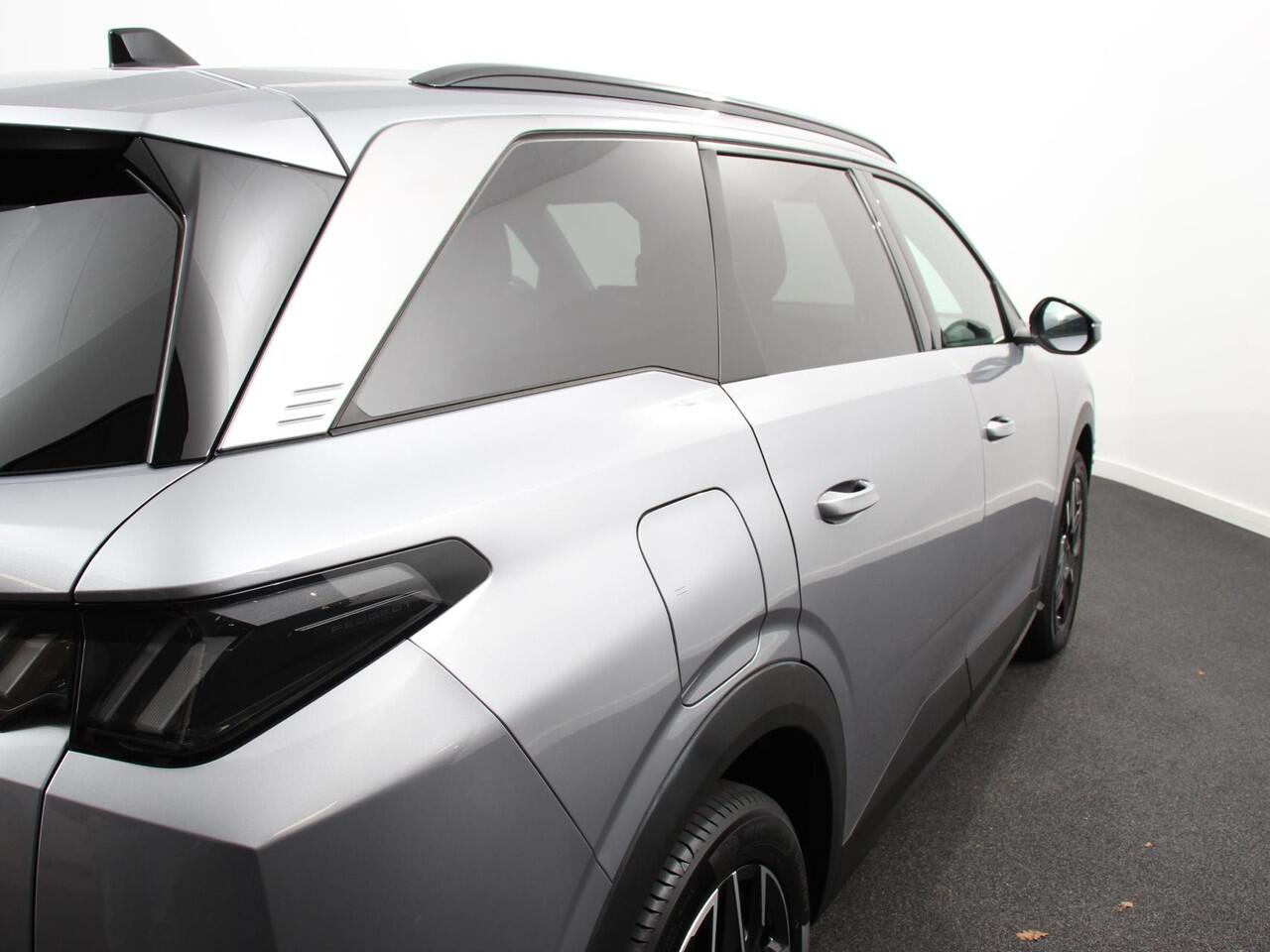 Peugeot 5008 1.2 Hybrid 145pk Automaat Allure 7p | Navigatie | Apple Carplay/Android Auto | Camera | Climate control | Dab | Led | Keyless start | Lichtmetalen Velgen | Parkeer sensoren