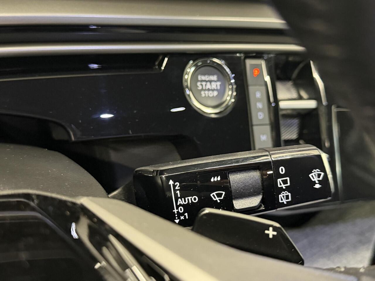 Peugeot 5008 1.2 Hybrid 136pk Allure Automaat | Navigatie | Cruise control | Climate control | LED | Parkeersensoren | Camera | Apple Carplay/ Android Auto | Radio