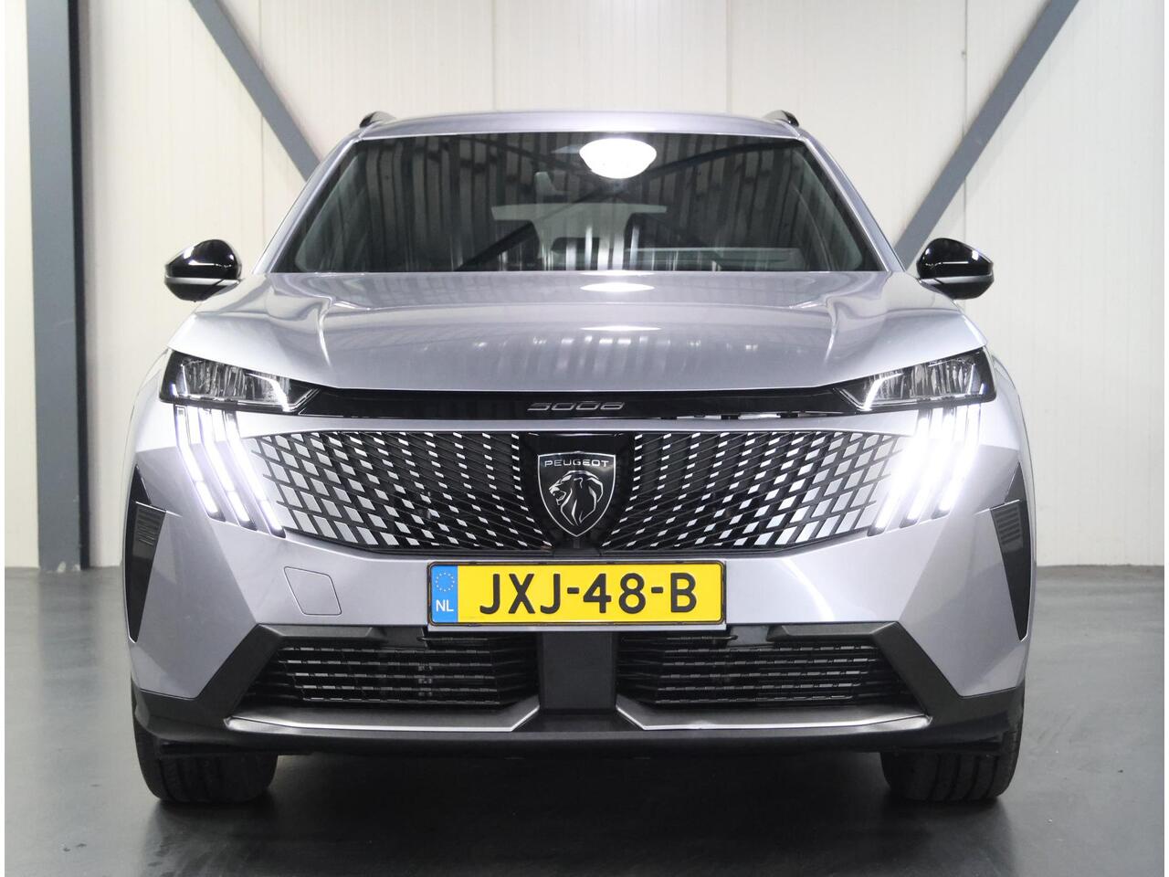 Peugeot 5008 1.2 Hybrid 145PK Allure | 1ste eigenaar | Camera | AppleCarPlay/AndroidAuto | Cruise Control | Climate Control | Camera | 7 PERSOONS! | Navigatie | Isofix | Parkeersensoren | FULL LED | Privacy Glass |