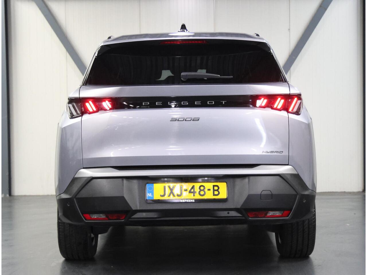 Peugeot 5008 1.2 Hybrid 145PK Allure | 1ste eigenaar | Camera | AppleCarPlay/AndroidAuto | Cruise Control | Climate Control | Camera | 7 PERSOONS! | Navigatie | Isofix | Parkeersensoren | FULL LED | Privacy Glass |