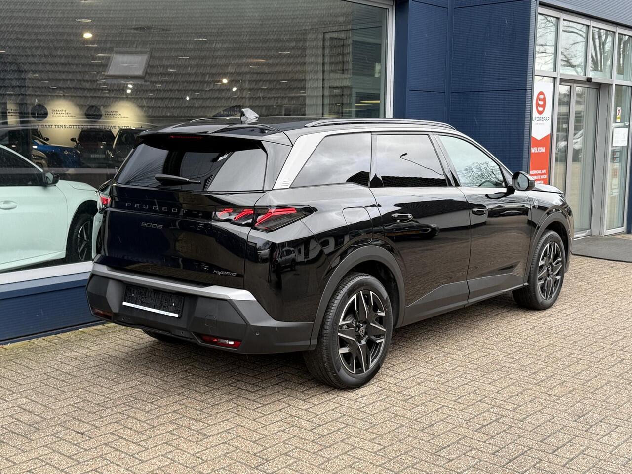 Peugeot 5008 1.2 Hybrid 145 PK GT Automaat | Elektrische Kofferklep | Panorama Schuif-/Kanteldak | 7-Zits | Navigatie | Parkeercamera | Keyless Entry | Parkeersensoren V+A | Full LED Verlichting | Stoel- & Stuurverwarming | 19" Lichtmetalen Velgen |