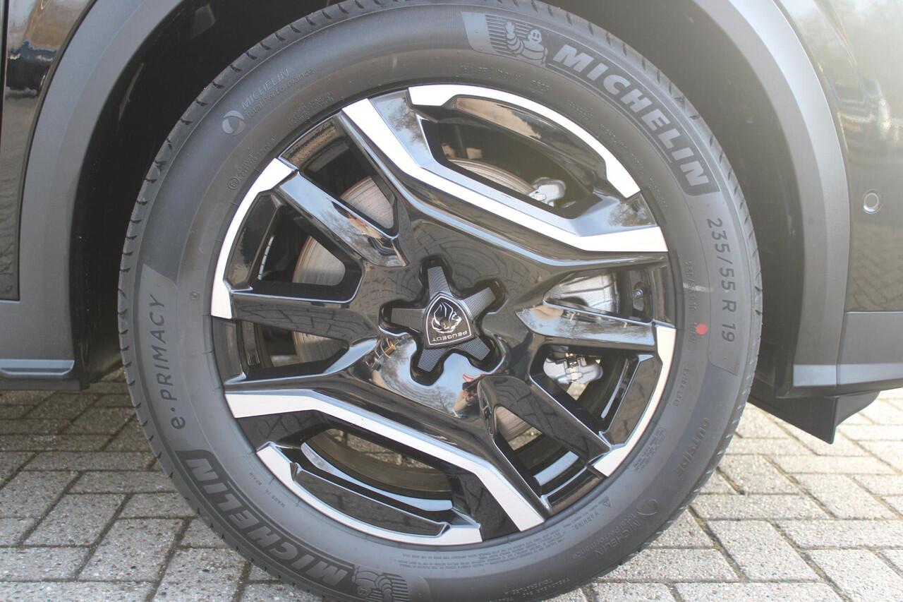 Peugeot 5008 1.6 plug-in Hybrid 195PK GT EXCLUSIVE 7 PERSOONS | PANORAMISCH SCHUIF/KANTEL DAK | FOCAL AUDIO SYSTEM | TREKHAAK MET AFNEEMBARE KOGEL | ELEKTRISCH BEDIENBARE VOORSTOELEN MET GEHEUGEN/MASSAGE FUNCTIE | STOEL/STUUR VERWARMING | NAVIGATIE | DRAADLOZE APPLE C