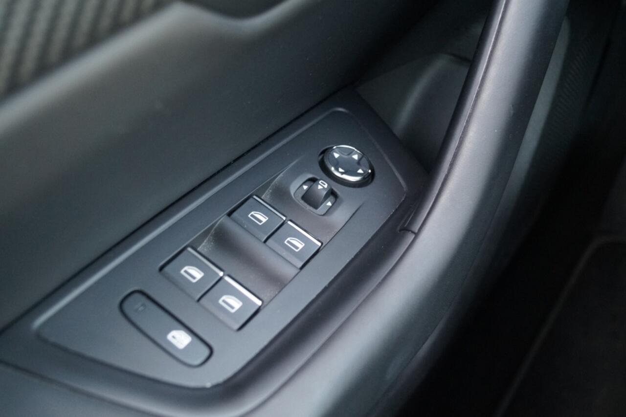 Peugeot 508 SW 1.5 BlueHDI 130pk Allure -NAVI-ECC-PDC-