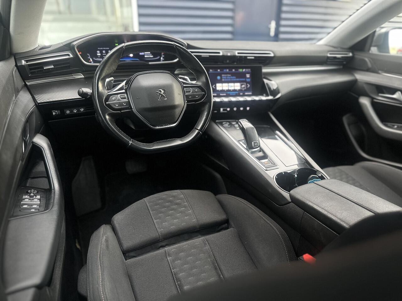 Peugeot 508 1.6 PureTech 180pk Blue Lease Active | Trekhaak | Adaptive Cruise Control | Climate Control | Navigatie | Parkeercamera/-sensoren | Apple Carplay/Android Auto | Keyless Start | Lichtmetalen velgen |