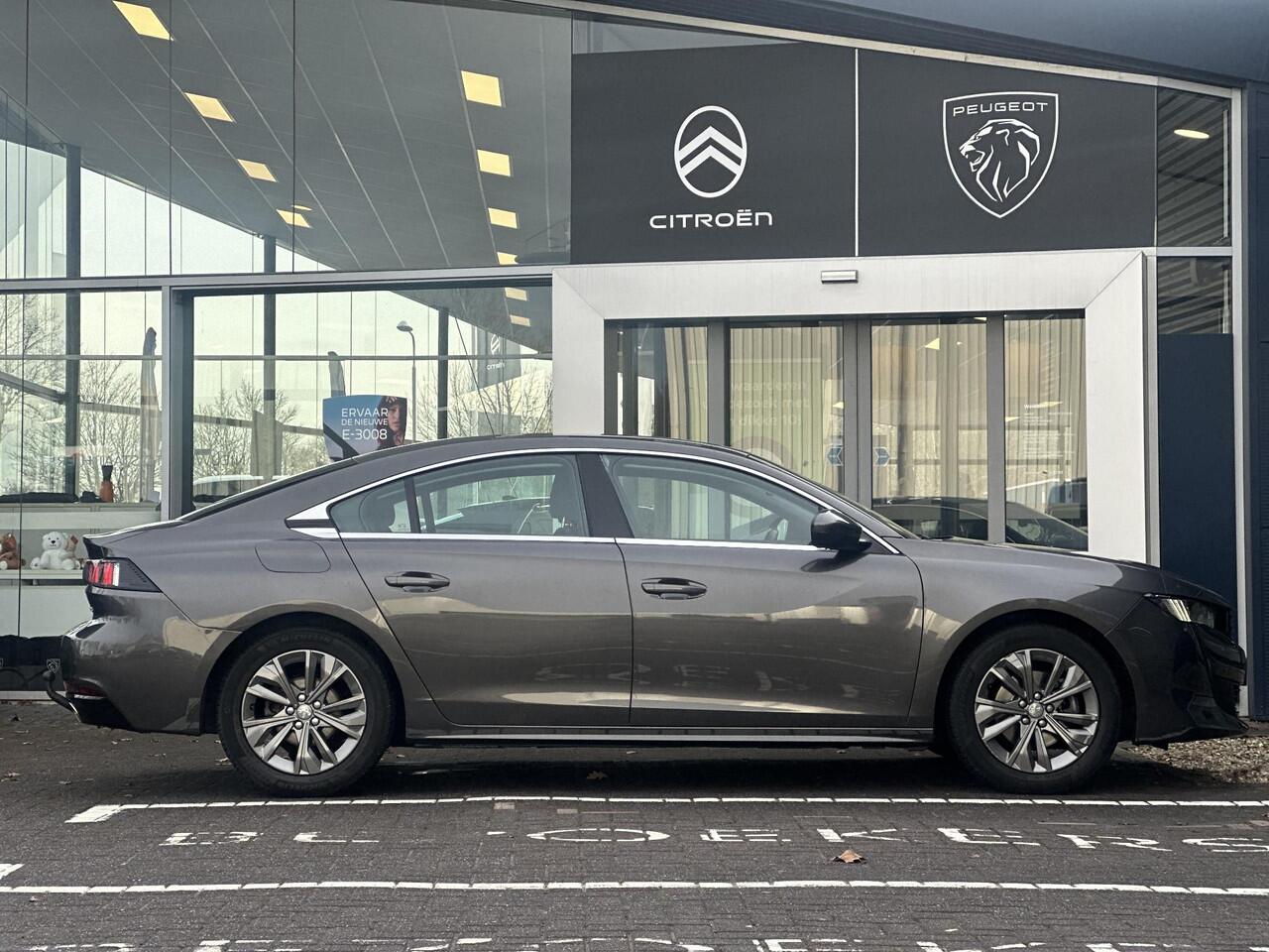 Peugeot 508 1.6 PureTech 180pk Blue Lease Active | Trekhaak | Adaptive Cruise Control | Climate Control | Navigatie | Parkeercamera/-sensoren | Apple Carplay/Android Auto | Keyless Start | Lichtmetalen velgen |