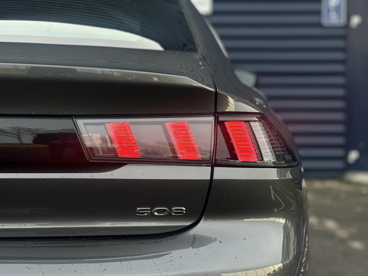 Peugeot 508 1.6 PureTech 180pk Blue Lease Active | Trekhaak | Adaptive Cruise Control | Climate Control | Navigatie | Parkeercamera/-sensoren | Apple Carplay/Android Auto | Keyless Start | Lichtmetalen velgen |