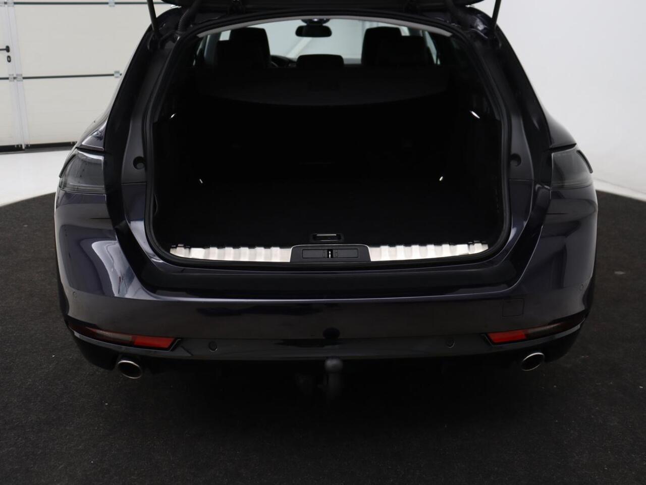 Peugeot 508 1.6 PureTech Blue Lease Allure | Trekhaak | Half leder | Adaptive cruise | Carplay | Dodehoek detectie | Navigatie | Full LED | Keyless