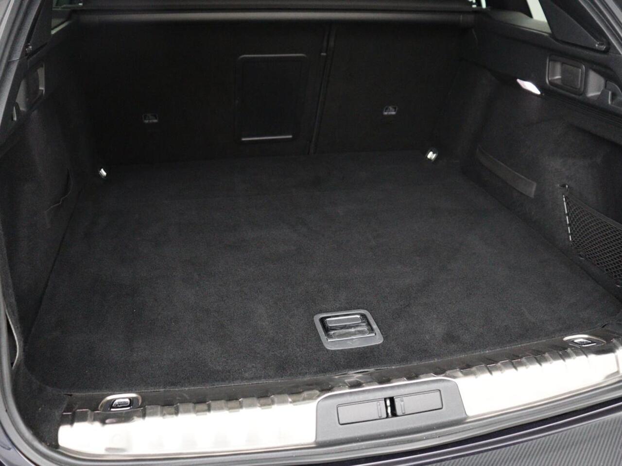 Peugeot 508 1.6 PureTech Blue Lease Allure | Trekhaak | Half leder | Adaptive cruise | Carplay | Dodehoek detectie | Navigatie | Full LED | Keyless