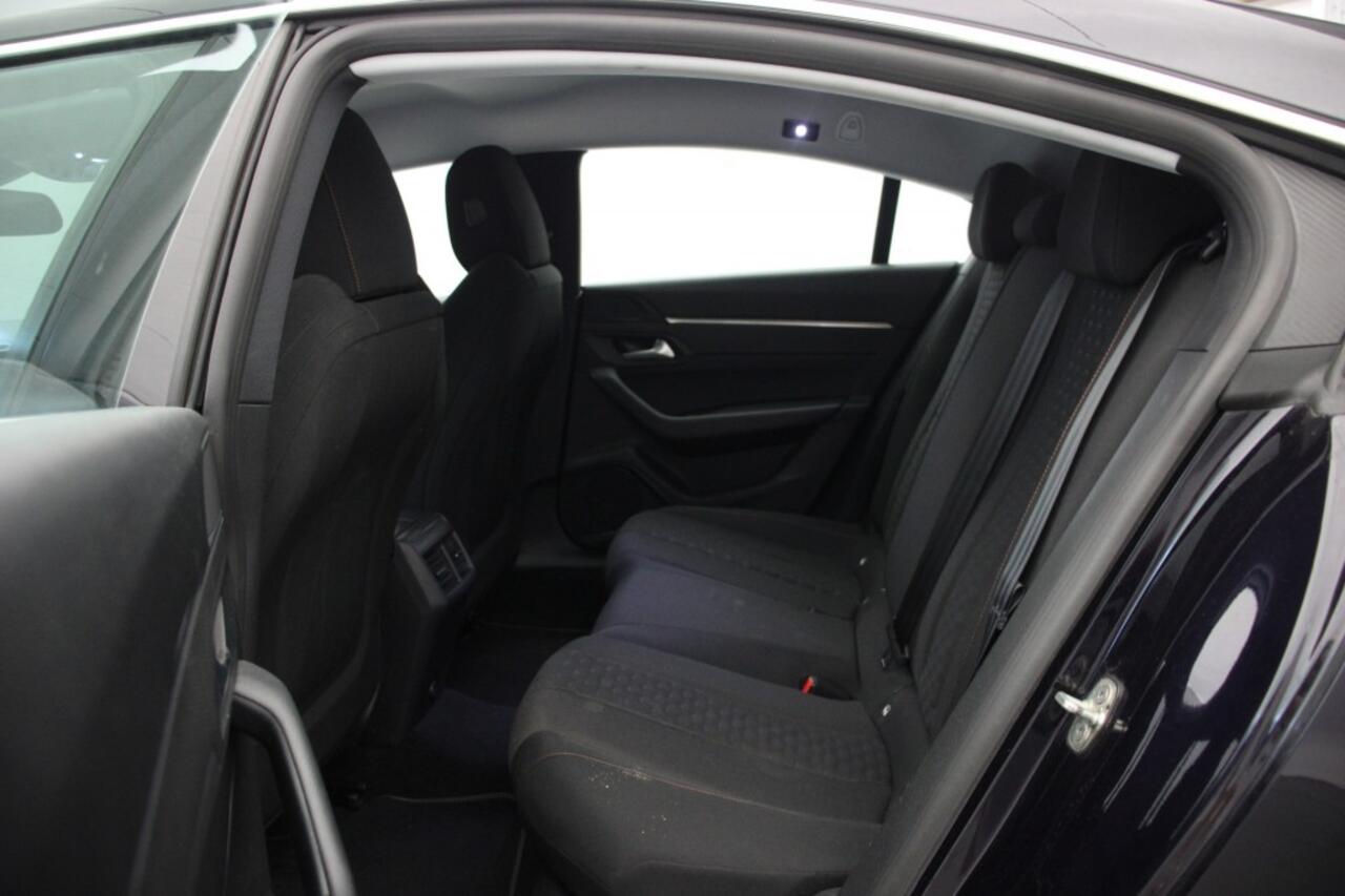 Peugeot 508 Sedan 1.5 BlueHDI Active Avantage - Carplay, Camera, Trekhaak