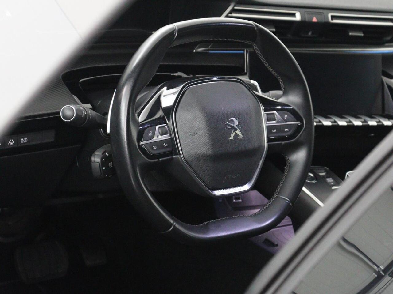 Peugeot 508 1.6 HYbrid Allure | Adaptive cruise | Half leder | Camera | Carplay | Full LED | Navigatie | Climate control | Parkeerhulp | PHEV | Plug In