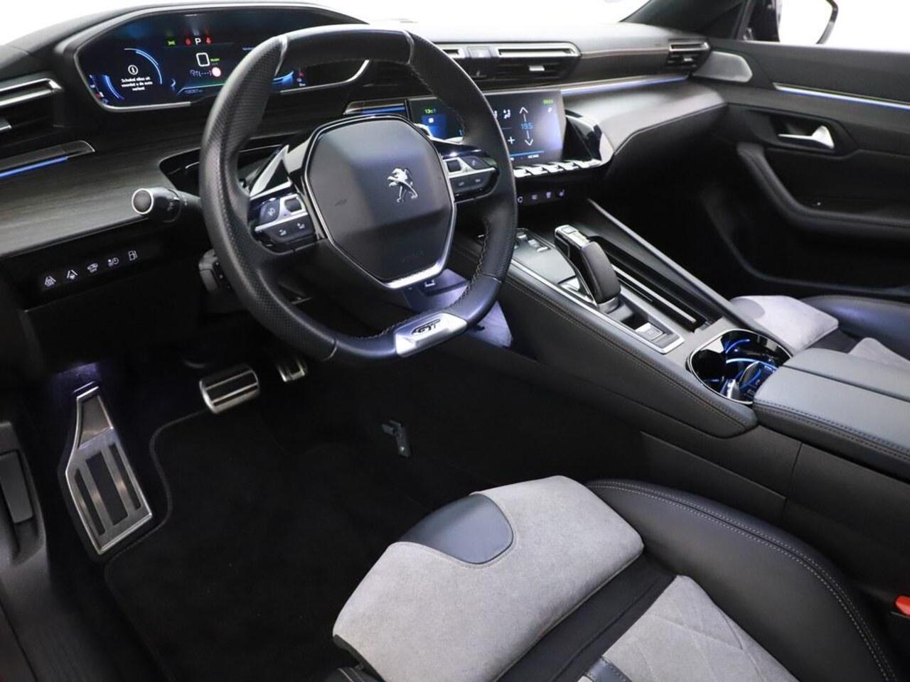 Peugeot 508 SW 1.6 HYbrid GT 225pk Automaat Panormadak Winterbandenset, Dakdragers, Alcantara bekleding