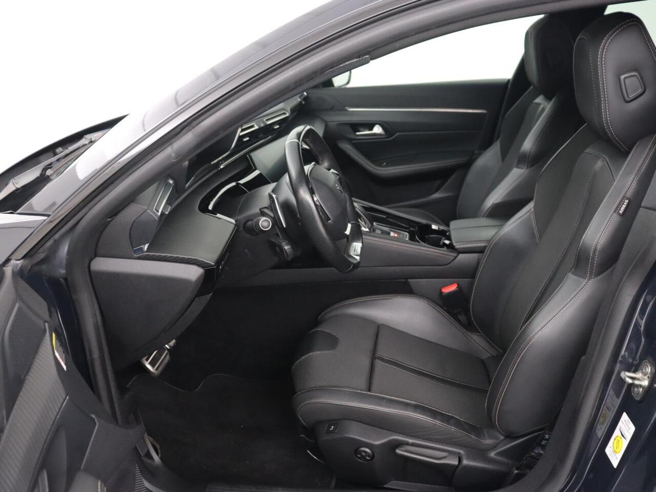 Peugeot 508 1.6 HYbrid GT | Stoelverwarming | Adaptive cruise | Camera | Carplay | Half leder | Keyless | Navigatie | Full LED | Sfeerverlichting | Digital Cockpit | PHEV | Plug In