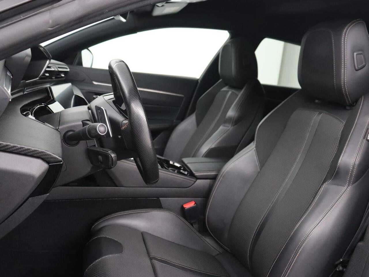 Peugeot 508 1.6 HYbrid GT | Stoelverwarming | Adaptive cruise | Camera | Carplay | Half leder | Keyless | Navigatie | Full LED | Sfeerverlichting | Digital Cockpit | PHEV | Plug In