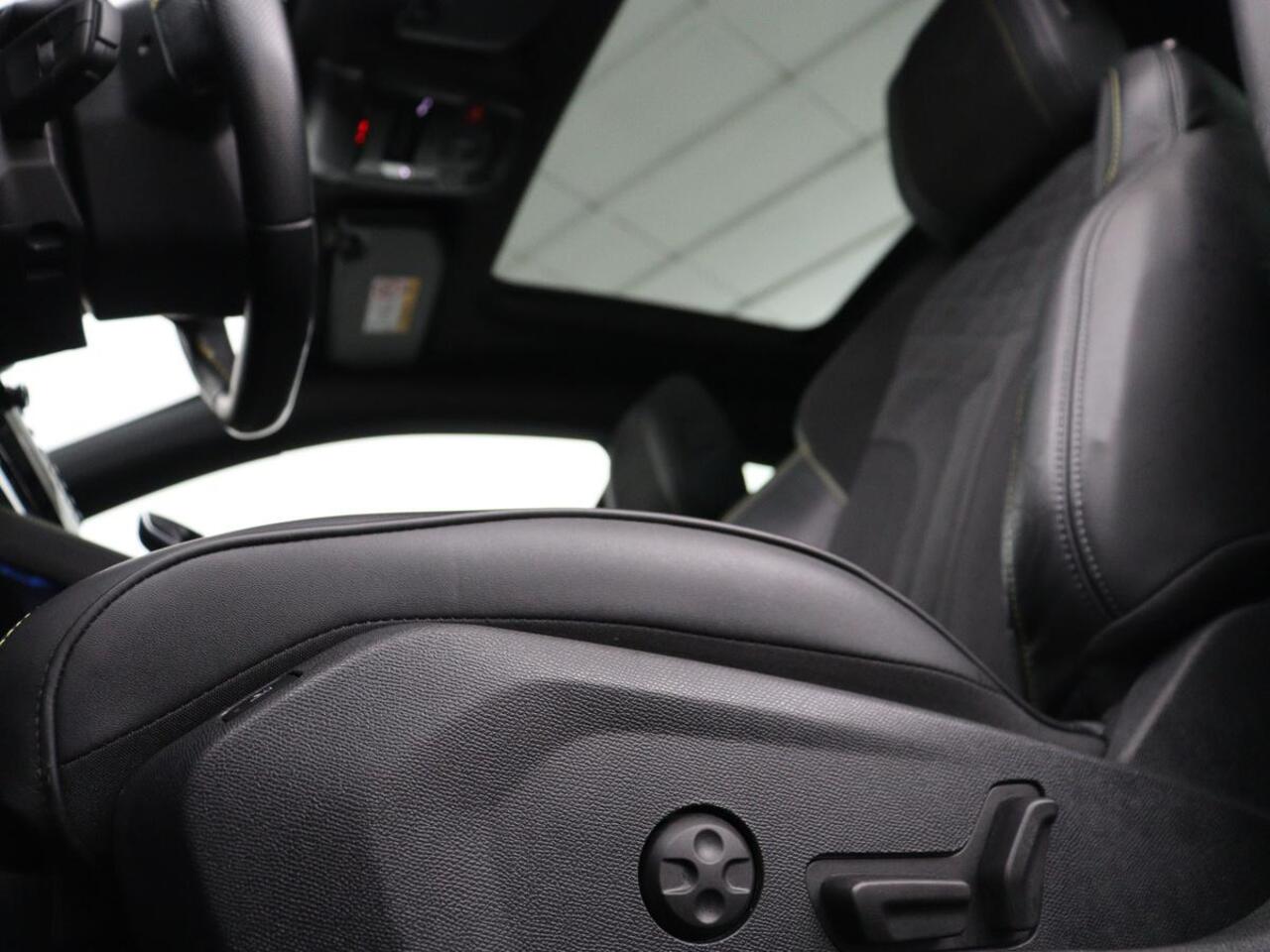 Peugeot 508 1.6 HYbrid Peugeot Sport Engineered | 360pk | Panoramadak | Alcantara | Focal Sound | Stoelverwarming | 360 Camera | Massage | Memory | Sfeerverlichting | Adaptive cruise | PSE | PHEV | Plug In